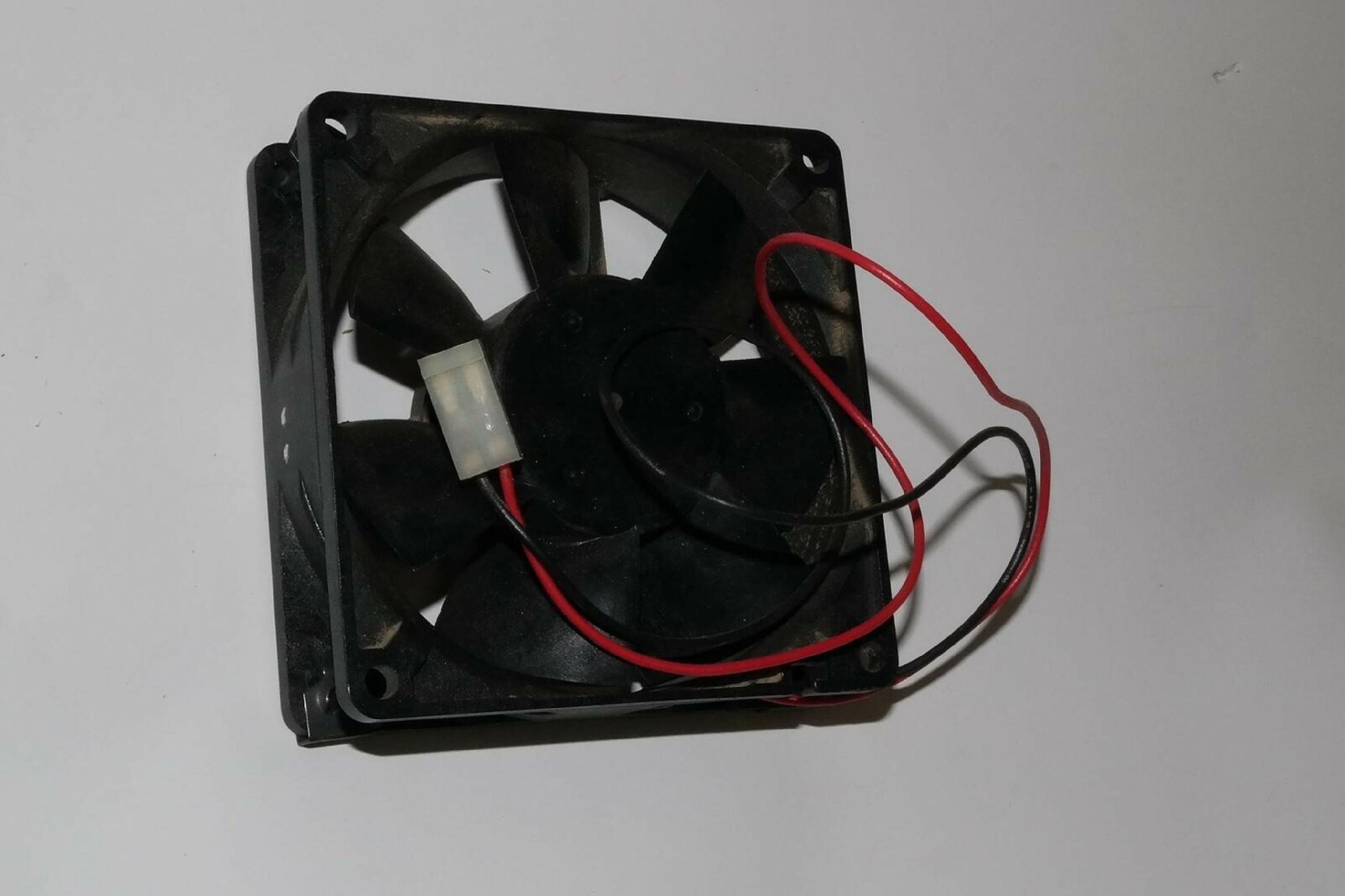 NIDEC / BETA / NIDEC D08T-12PH R FAN SL 80MM AXIAL COOLING 12V BY 25MM 12VDC .13AMP 2 WIRE