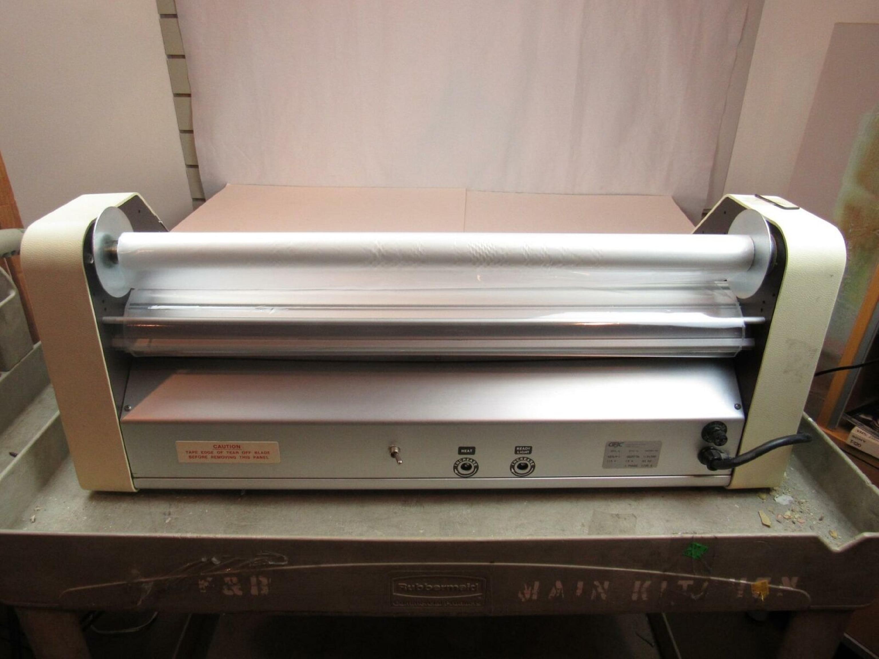 GBC 425LM-1 MODEL 425LM 25INCH HOT ROLL HEAT SEAL LAMINATOR