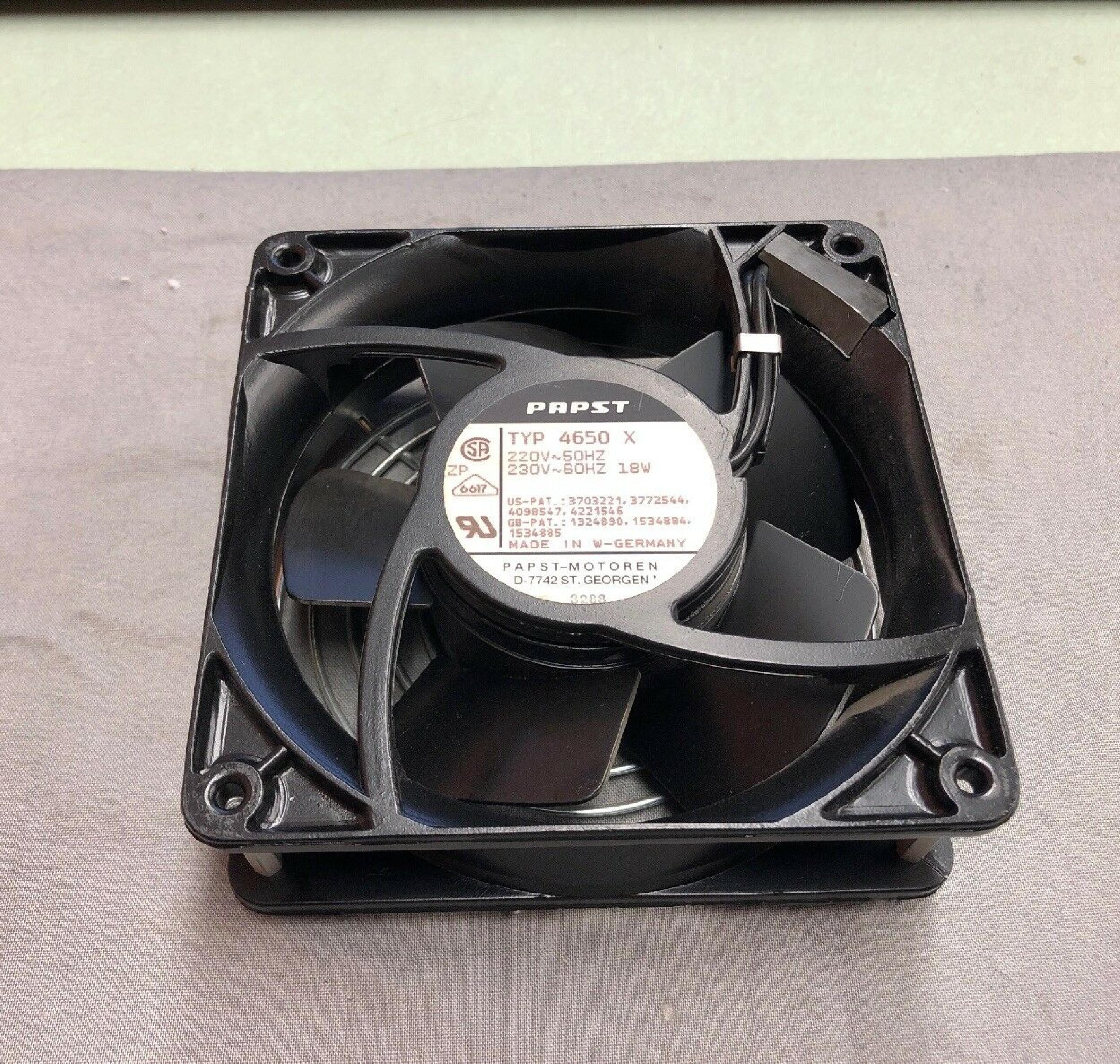 PAPST TYP 4650 X FAN 220V~50HZ 230V~60HZ 18W 120X120X38MM