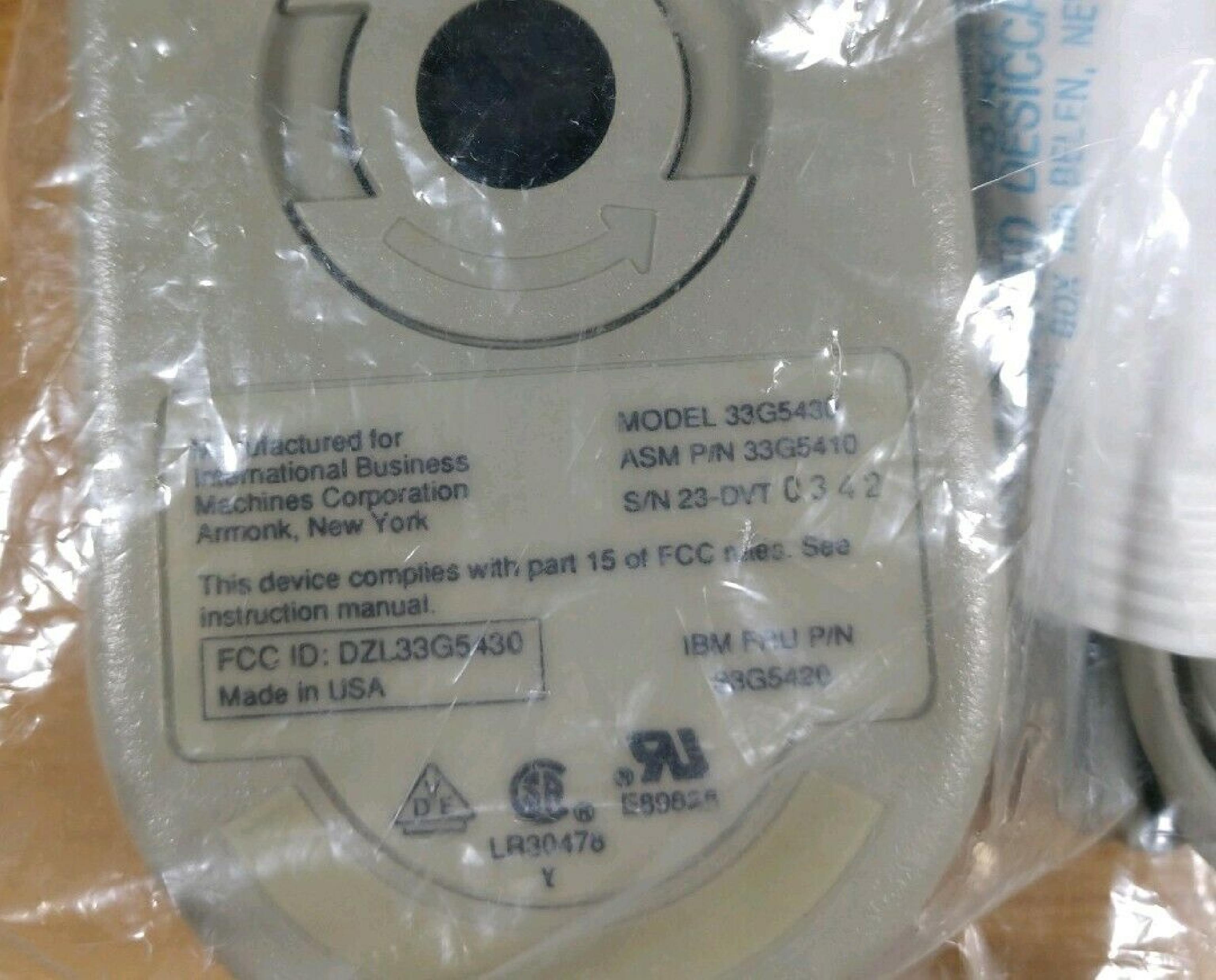 IBM 33G5430 2 BUTTON MOUSE, PS/2 ERGONOMIC, WHITE