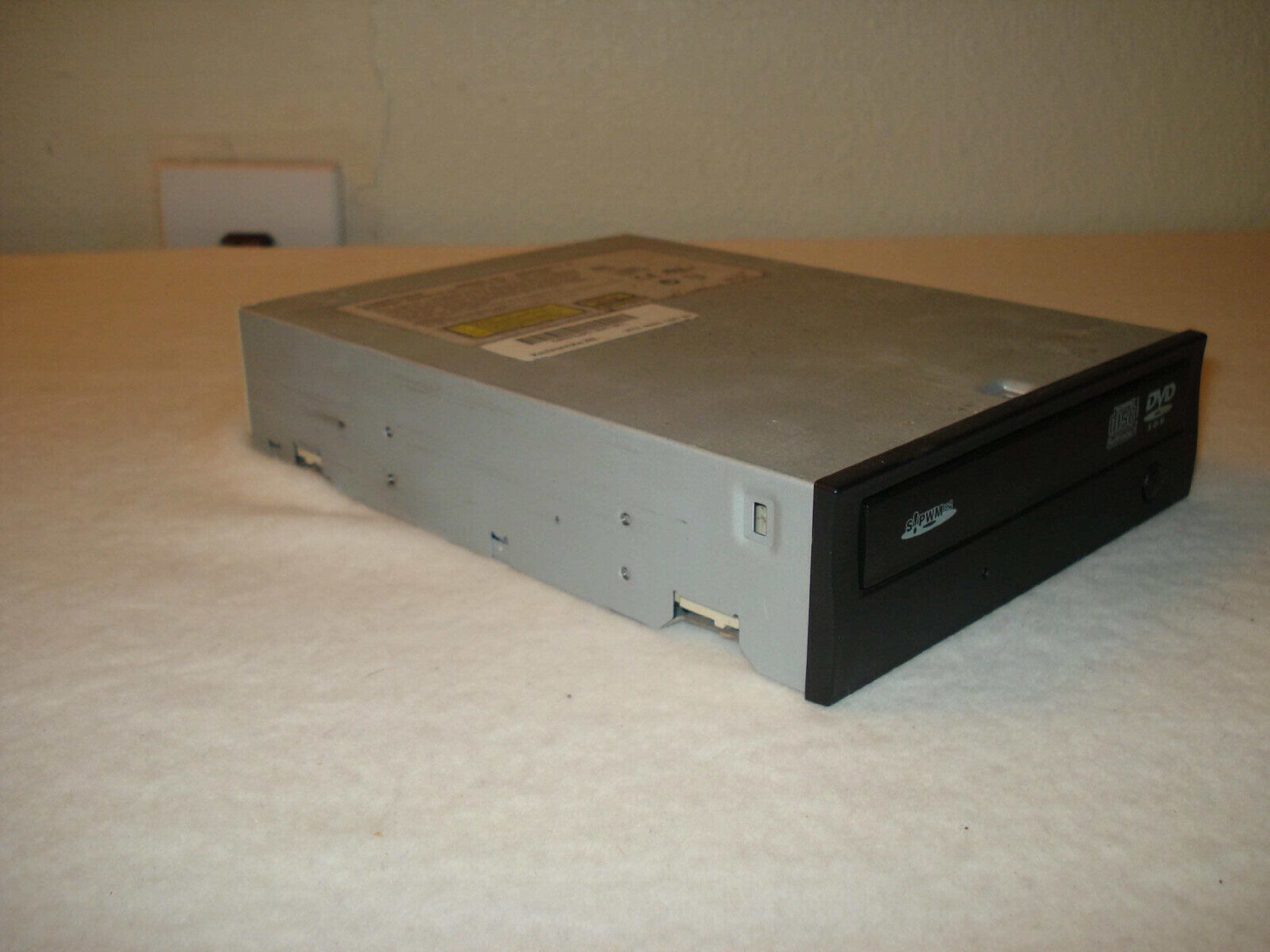 ULTIMA BKM-52X16 BKM-52X16C CD-RW/DVD-ROM IDE DRIVE WITH CREAM BEZEL