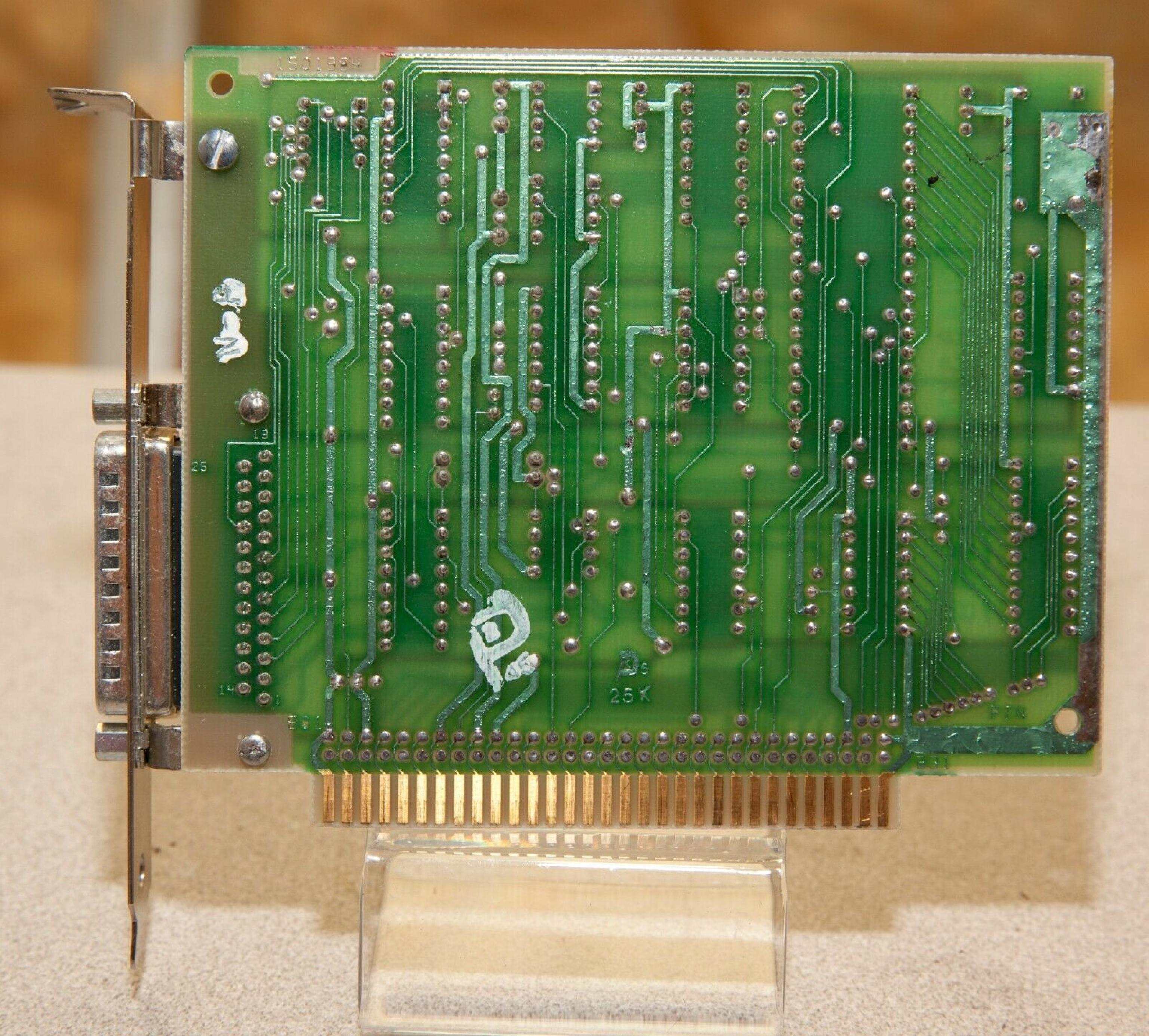 IBM 1501485XM 1501485XM SERIAL ASYNC 8-BIT ISA CARD