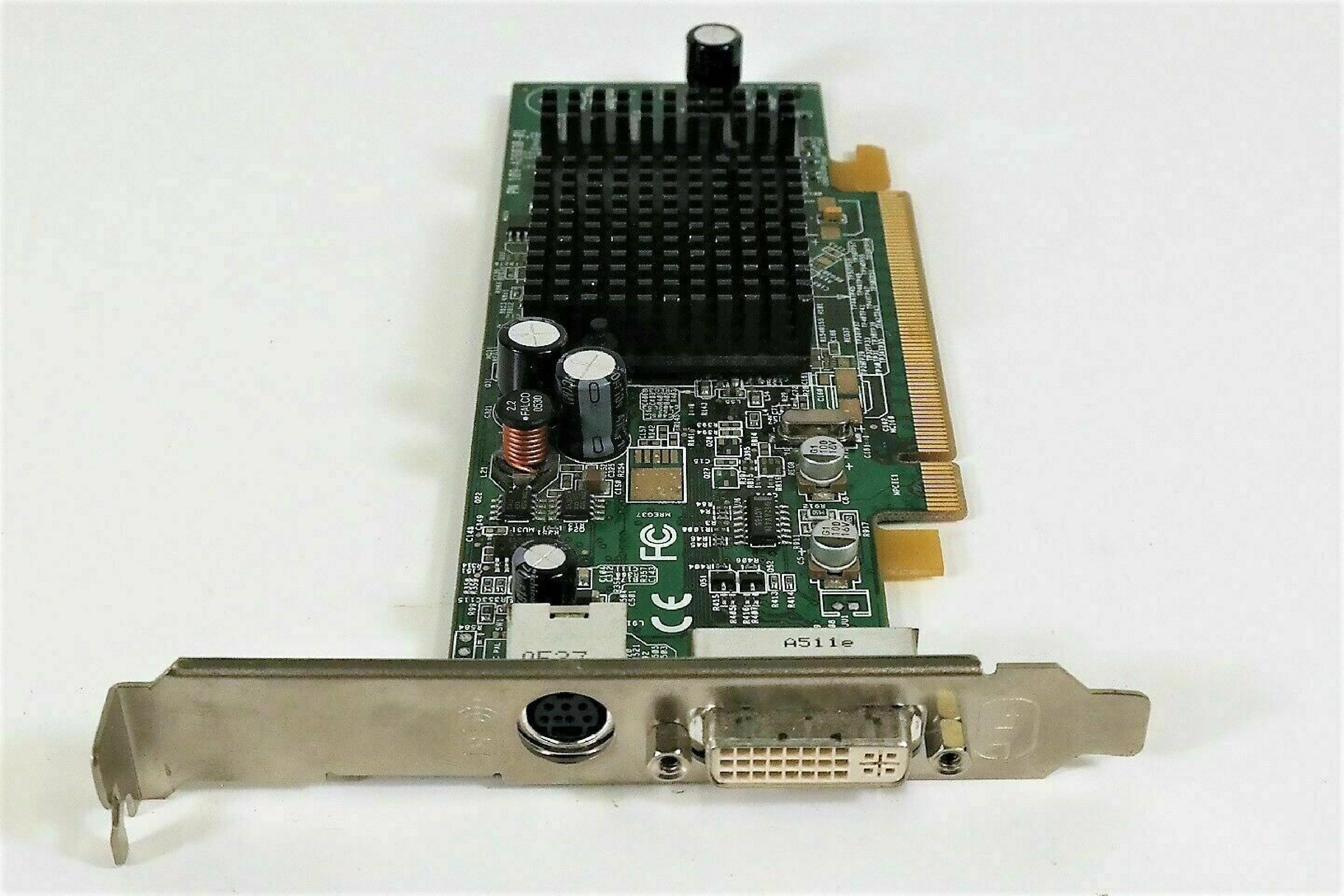 ATI 109-A26030-01 RADEON X600 128MB PCI EXPRESS VIDEO CARD S-VID DVI