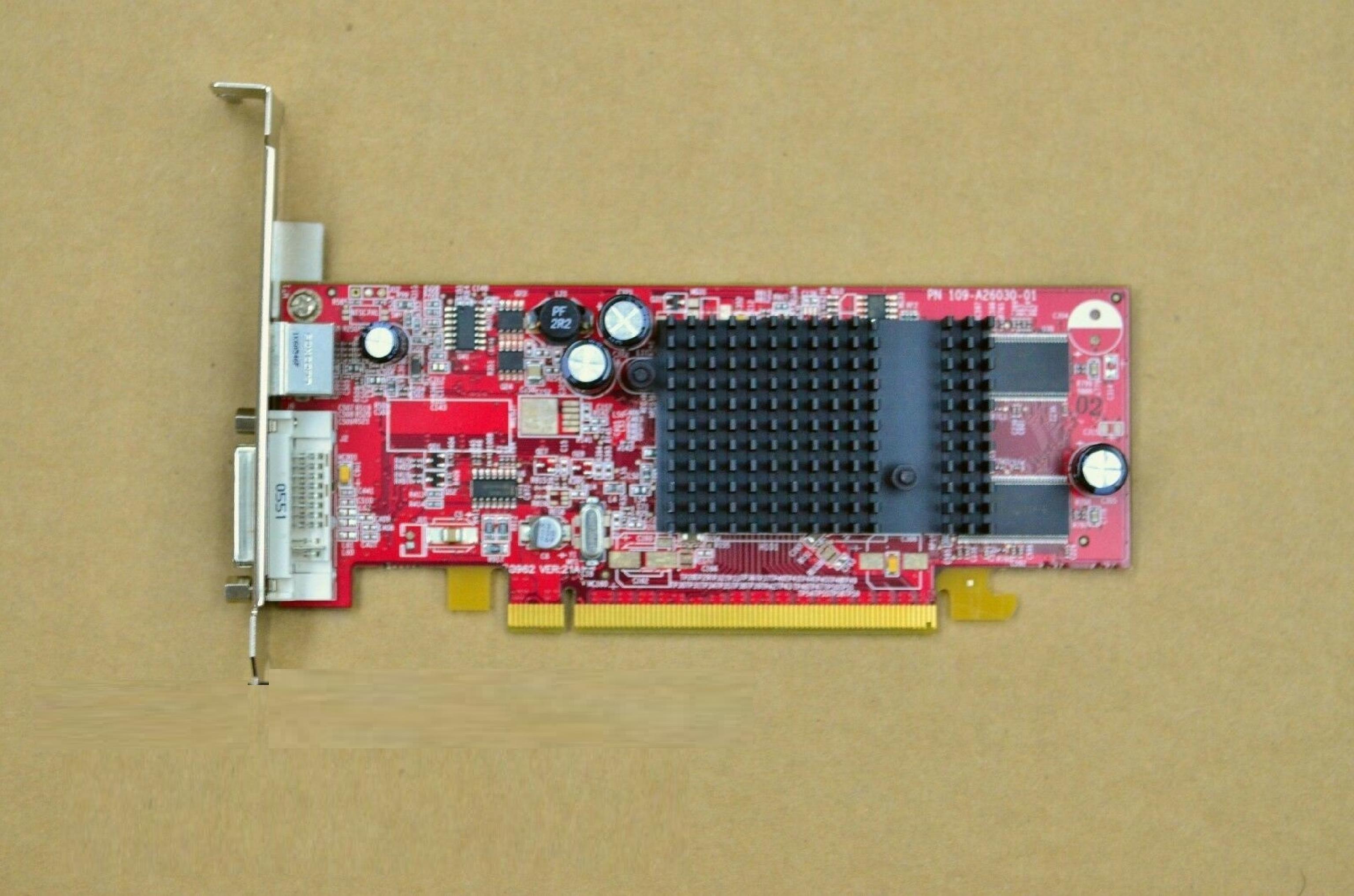 COMPAQ / HEWLETT PACKARD / HP 353049-003 RADEON X600 128MB PCI EXPRESS VIDEO CARD