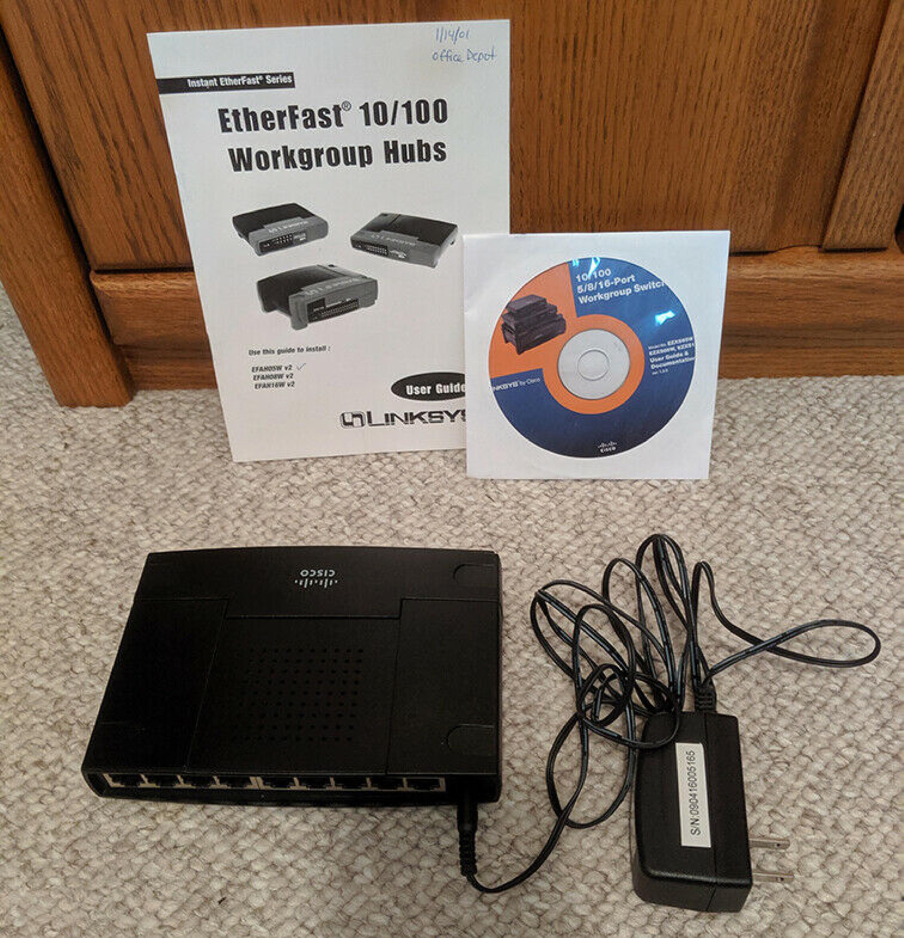 LINKSYS EFAH08W ETHERFAST 10/100 AUTO-SENSING 8-PORT WORKGROUP HUB