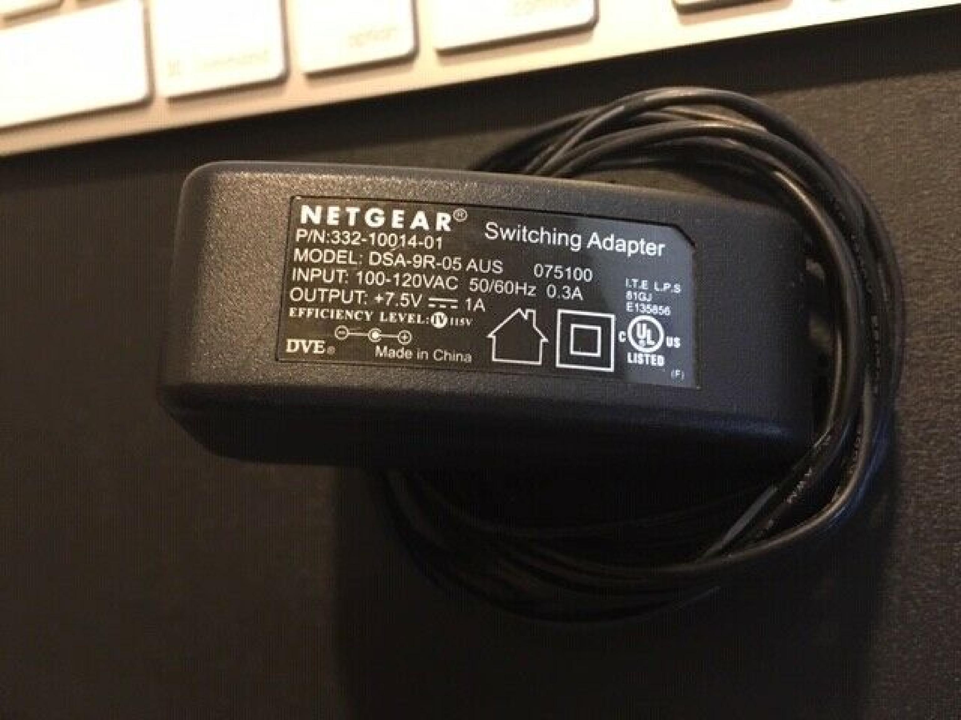 NETGEAR 332-10014-01 332-10014-01 AC DC ADAPTER 7.5V 1A DSA-9R-05